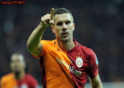 Galatasaraya Lukas Podolski oku!